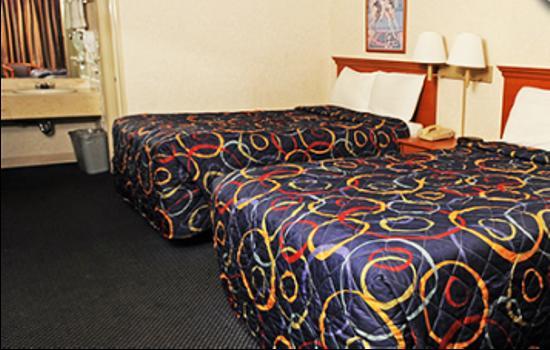 Hotel Ramada Conference Center Wilmington Esterno foto